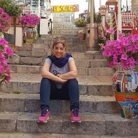 EvaInSicily - Lucia Iacono Sicily tourist guide logo - Similar company to Wead Images