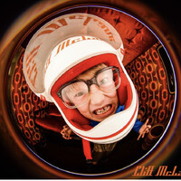 Cliff McLane - Das rollende Fotozimmer logo - Similar company to Vintage Foto Bulli