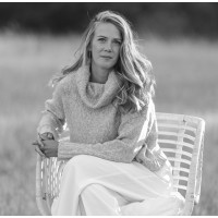 Nicole Kelley Coaching logo - Similar company to Makersights