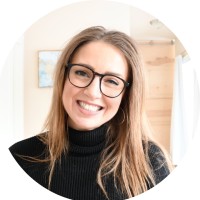 Olesya Luraschi Coaching logo - Similar company to Hal9