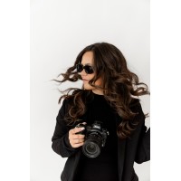 Hallie Renee Photography LLC logo - Similar company to Canvas Pr