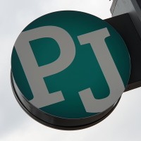 Peter Jackson Opticians logo - Similar company to Evington Eyecare