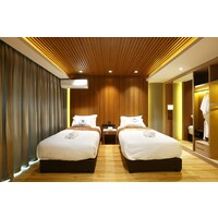 Maxis Products Philippines Incorporated logo - Similar company to Aggtedeck Composite Cladding & Decking
