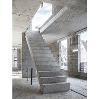 Low-a logo - Similar company to Spotless Architecture Srl