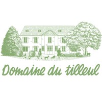 Domaine du Tilleul 🌳 🎾 logo - Similar company to Levenly