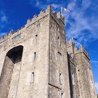 Harp & Eagle Limited logo - Similar company to Keiser University Flagship