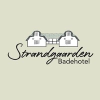 Hotel Strandgaarden Badehotel logo - Similar company to Fodboldpakker.Dk / Sportspakker.Dk | Sportsrejser Med Fly, Hotel, Og Kampbillet