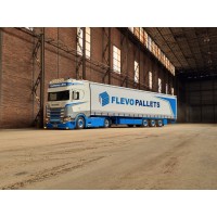 FlevoPallets logo - Similar company to Flevofreight