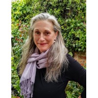 Linda Doe, Holistic Life Psychology logo - Similar company to Colour Bar Studio