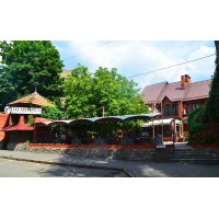 Restaurant invests logo - Similar company to Praha Restaurant