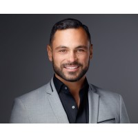 The Roaming CTO logo - Similar company to Feigelbinder.Partners – Wachstum Ohne Unterbrechung