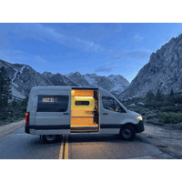 Beleza Camper Vans logo - Similar company to Vanlab