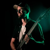 La Guitare Est Un Médicament • Barbo