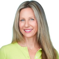 Laura King logo - Similar company to Marketers' Community
