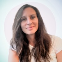 Sabrina.Comm logo - Similar company to La Made