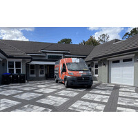 Lightning Carpet Care logo - Similar company to Mr. Rogers Group