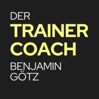 Der TRAINER COACH logo - Similar company to Gamecode.Ai