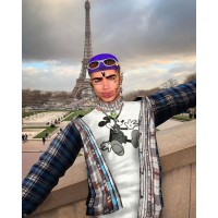 Lil Wavi logo - Similar company to Vrroom Ultimate Vr Experiences