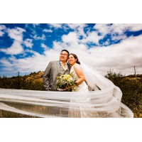 Los Angeles Wedding Videographer logo - Similar company to Lightbulb Studio