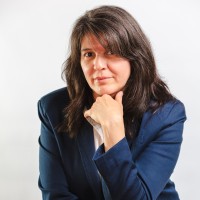 Lorena Fiorelli logo - Similar company to Yestravel