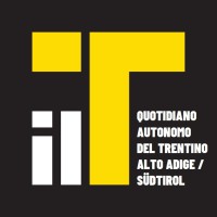 Synthesis società editoriale logo - Similar company to A.