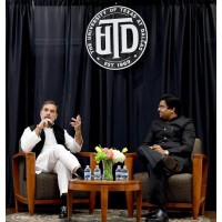WithRahulGandhi logo - Similar company to Dev Insight