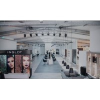 Friseur Knaus Hairdesign & Lounge logo - Similar company to Friseur Team Murmann