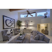 Distinctive Interior Design And Real Estate logo - Similar company to Spaces Interior Design