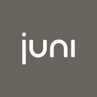Agentur Juni logo - Similar company to Senlites Eyewear