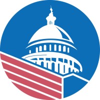 Youth Travel World / Work and Travel App logo - Similar company to Workandtravelguide.Org