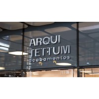Arquitettum Acabamentos logo - Similar company to Plug Design | Decor&Iluminação