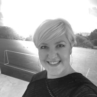 Renée Ballard Communications