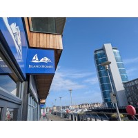 Island Homes logo - Similar company to Unique Estates