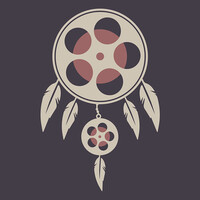 Uno y Medio logo - Similar company to _Focus_ Estudio Creativo