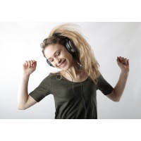 L'Ecstatic logo - Similar company to Ecstatic Dance Evolution Network