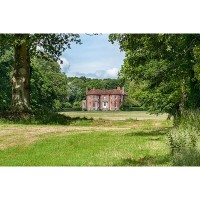 Holywell Estate logo - Similar company to Plus Heritage