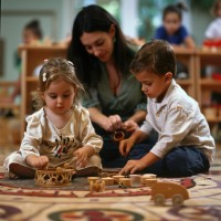 Pédagogie Montessori logo - Similar company to Vivalor