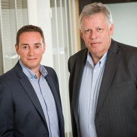 Van Dooren - De Marteau - Sparen- Beleggen en pensioenopbouw logo - Similar company to Toromedia Bvba