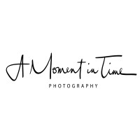 A Moment in Time Photography NZ logo - Similar company to Blendthroughtime