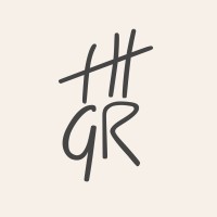 Thomas THGR Portraits logo - Similar company to Kleec Photographie