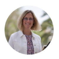 Grow with Roxane logo - Similar company to Mlk Idiomas