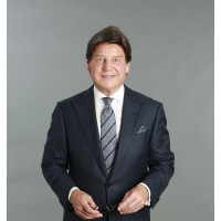 Vitenas Cosmetic Surgery logo - Similar company to Derive Development Group