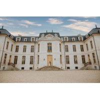 Château de Vaux en Champagne logo - Similar company to Atelier Daynès