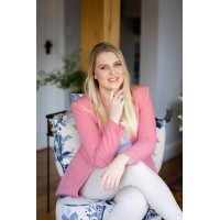 Abigail Hunter Marketing logo - Similar company to S & R Burchills