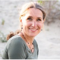 Margot Rijswijk / Reflect logo - Similar company to Guus.Studio