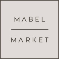 Mabel Market- Inredare och stylister i Göteborg logo - Similar company to Poé Interiör