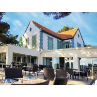 Restaurant LA VILLA MADRIGAL logo - Similar company to Restaurant - Traiteur