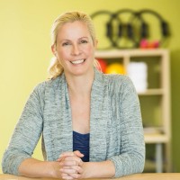 Christina Nelson logo - Similar company to Physio Pilates - Respirndo Movimentos