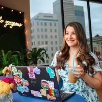 Wave Digital Marketing logo - Similar company to Execustaff