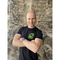 Outside Coaching logo - Similar company to Sport&People